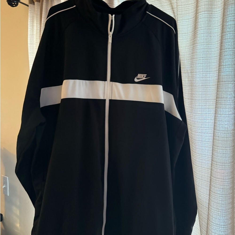 Nike Black and White Windbreaker Jacket